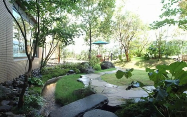 Yufuin Hotel Shuhokan