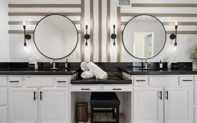 Scottsdale Palms Pickle-putt-swim-bocce Bbq-gym