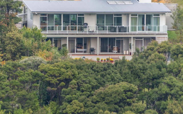 Decks of Paihia