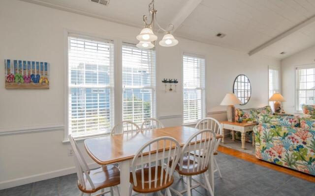 Sea Glass by Oak Island Accommodations