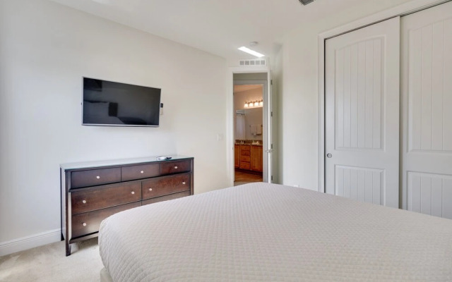 Spacious Kissimmee Vacation Home w/ Private Pool!