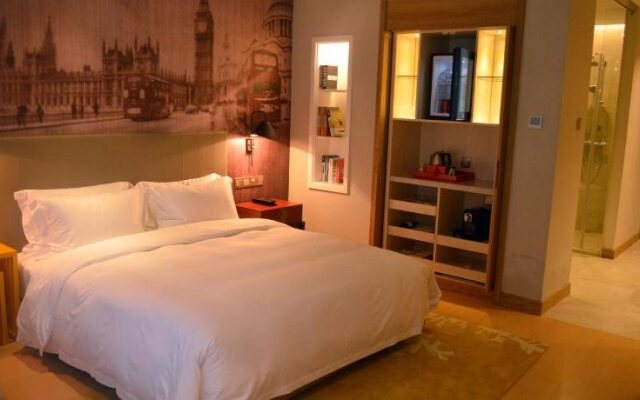 Warm Island Resort