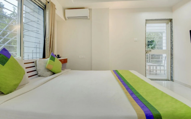 Treebo Trip White Castle