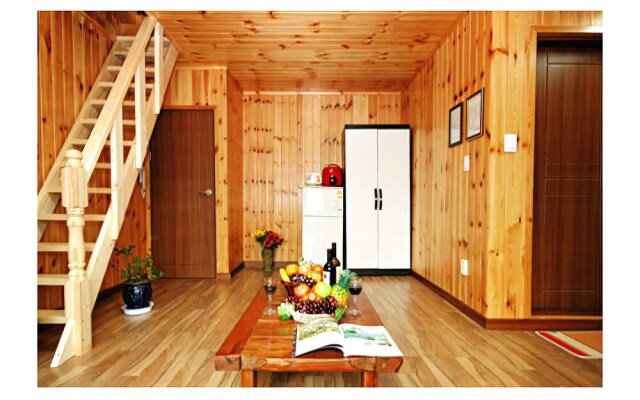 Gyeongpo Sanbada Pension