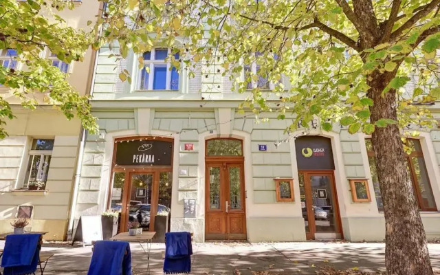Velký 3-ložnicový byt Praha 8 Karlín