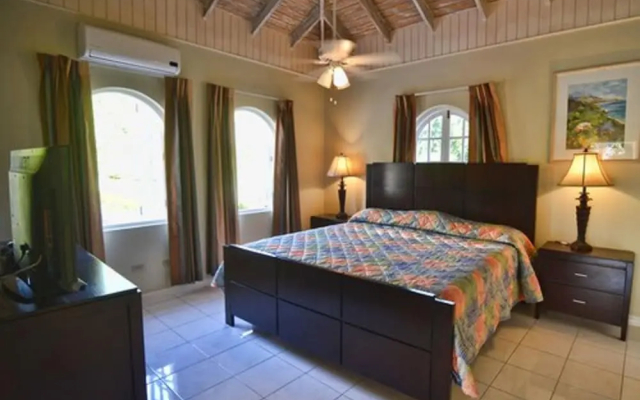 Tropical Lagoon Resort