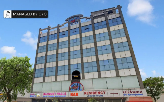 Super Oyo Townhouse Oak Hotel N7 Elite