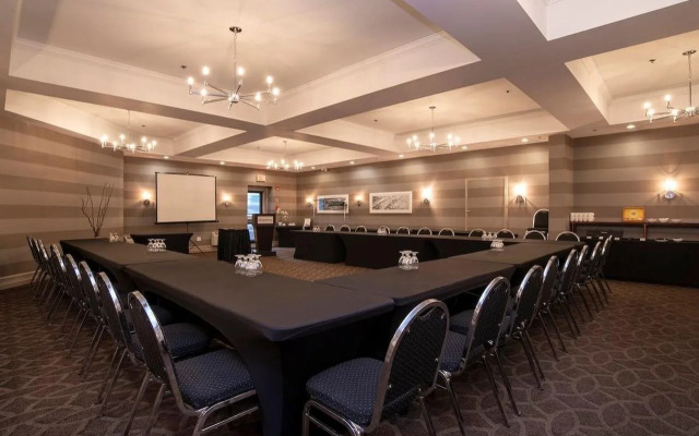 Sandman Signature Saskatoon South Hotel