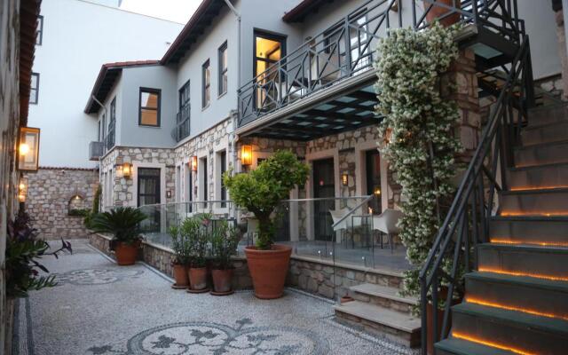 Lovely Garden Flat with Patio near Hadrian&apos;s Gate