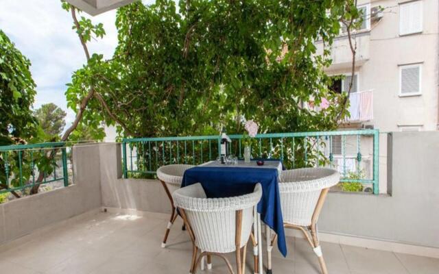 Jadro - 250 m From Beach - A2gornji