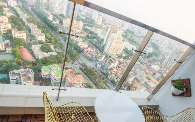 Luxury Apartment 3BR Vinhomes Metropolis