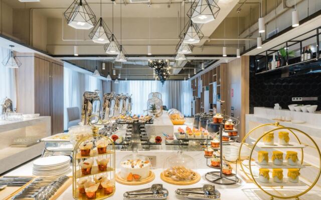 Atour Hotel Zhenxing Road Tongxiang