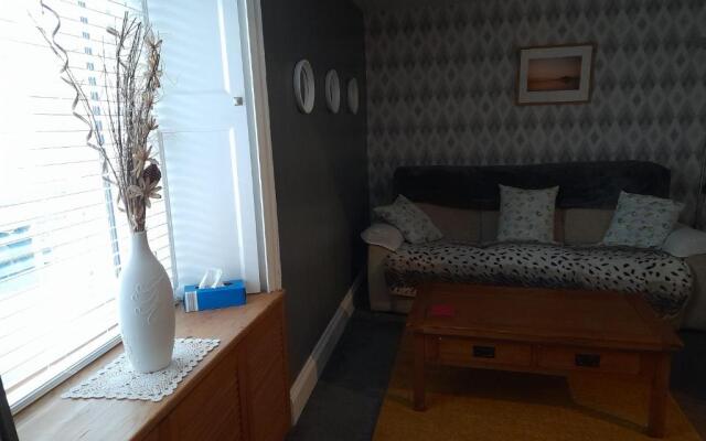 Charming Eyemouth Apartment Close the Beach