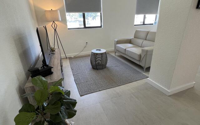 Renzzi Wynwood Apartments