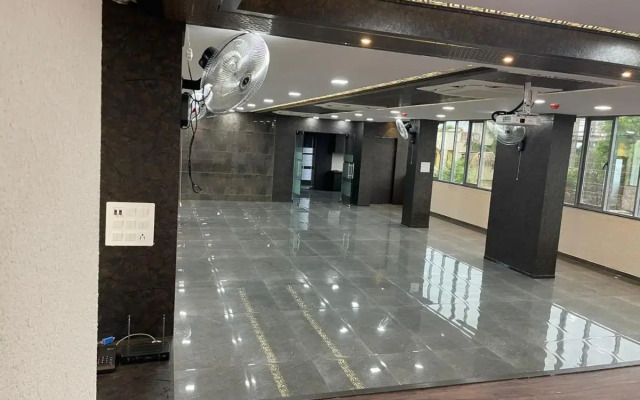 Hotel Chiranjeevi