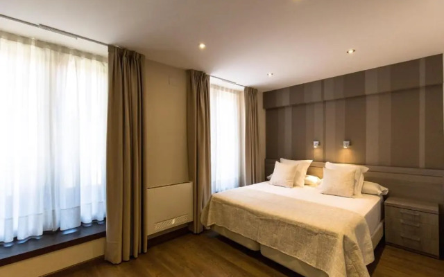 Apartamentos Turisticos LLanes