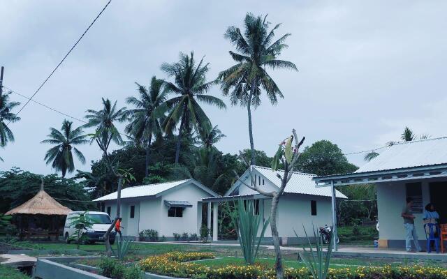 Tasola Beach Village
