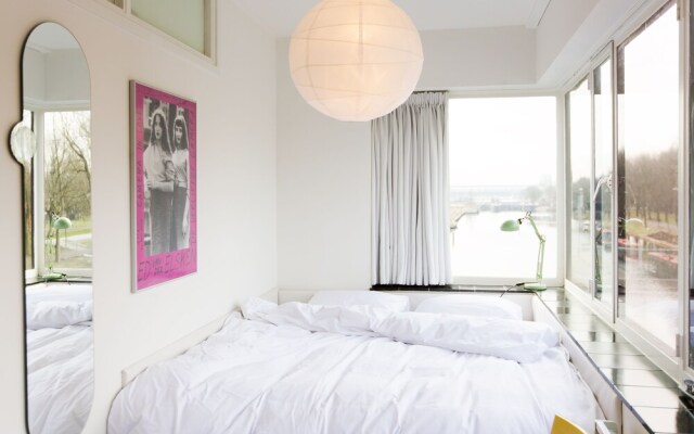 SWEETS - Gerben Wagenaarbrug