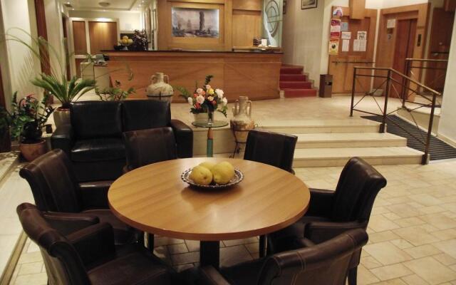 Aeolis Hotel