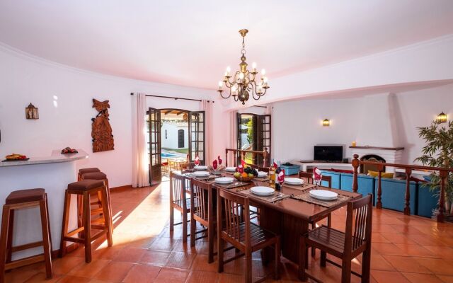 Villa Atlas