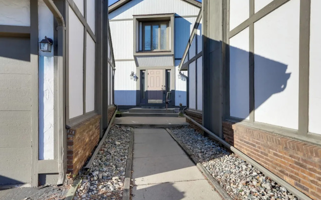 Toledo Vacation Rental ~ 8 Mi to Downtown!