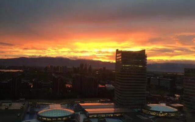 Yinchuan Leyi View Hotel