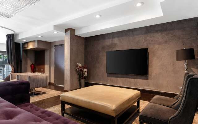 The O Hotel, Trademark Collection by Wyndham