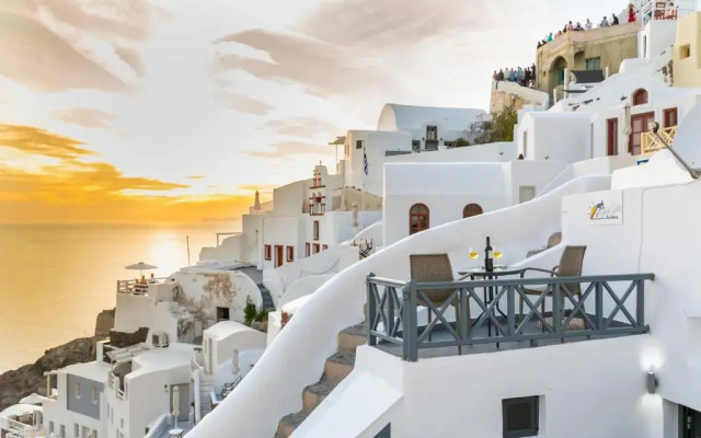White Side Suites