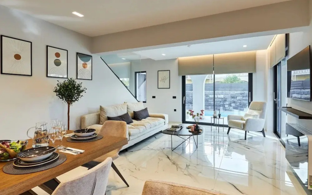 Grey Stones Villa by Estia