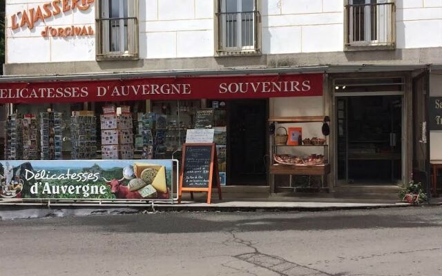 L'Ajasserie D'Orcival