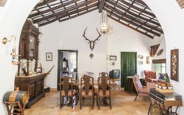 Villa La Mina Constantina Canovas