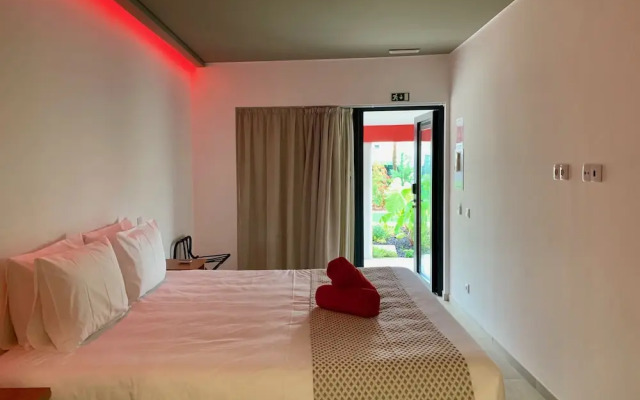 Villa 3 Caparica, Lisbon Beach Hotel