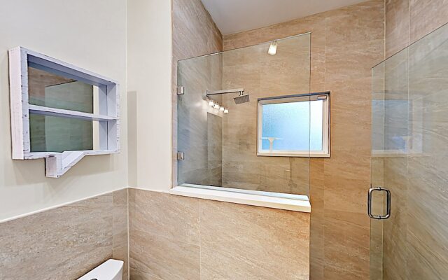 445 Saint Petersburg - 3 Br Home