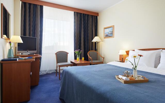 Sigma (Official partner of the Gamma Izmailovo Hotel)
