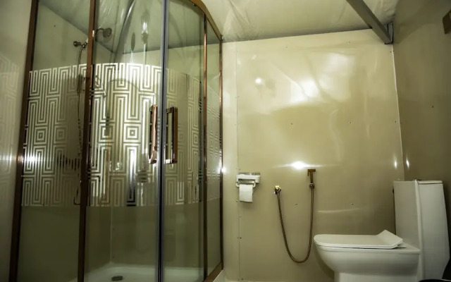 Presidential Luxury Camp