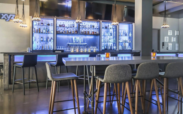 Aloft Newport On The Levee