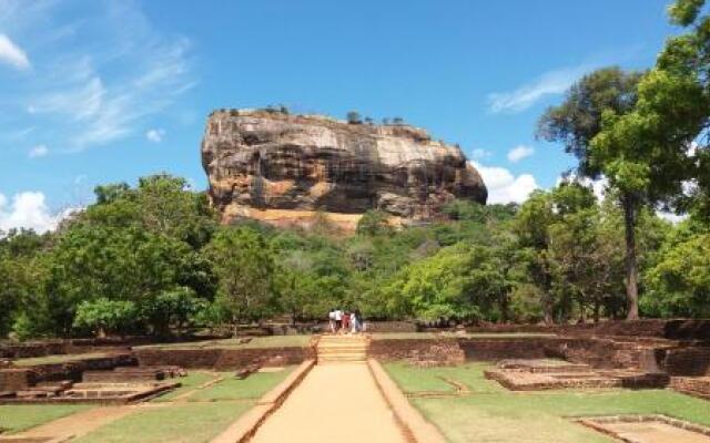 Sigiriya Amenity Home Stay