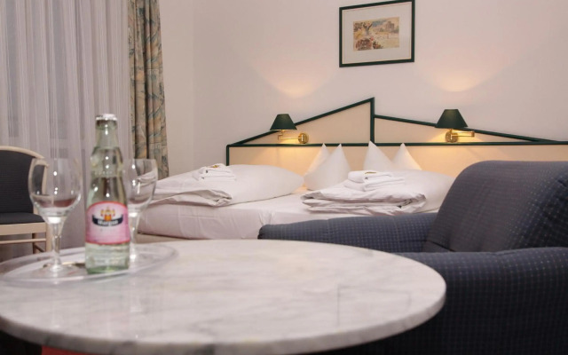 Hotel 3 Linden