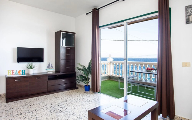 HomeLike Sea View Apartment Agache