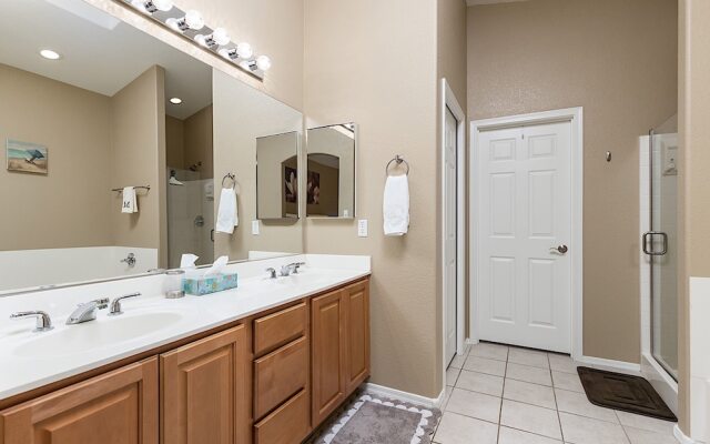 Ravenswood Retreat - 3 Br Home