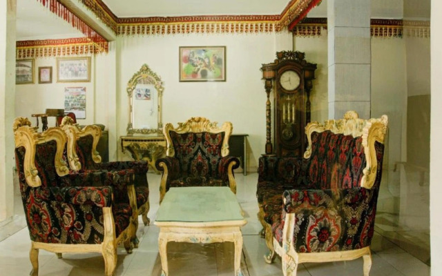 Hotel O Angkatan 45 Near Istana Gubernur Formerly Maleo Hotel