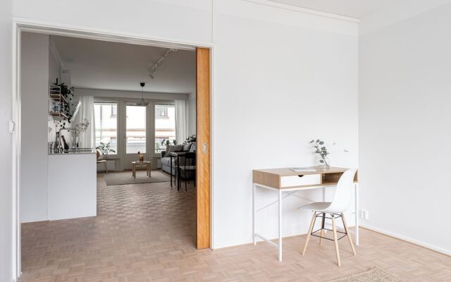 Modern 3BR Apartment with Best Location
