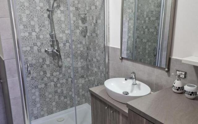 Nina's House 3 , a 300 Metri Dal Mare