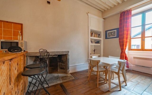 Le Sainte Claire Mezzanine Studio