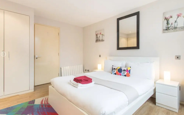 Oxford Street Apartment