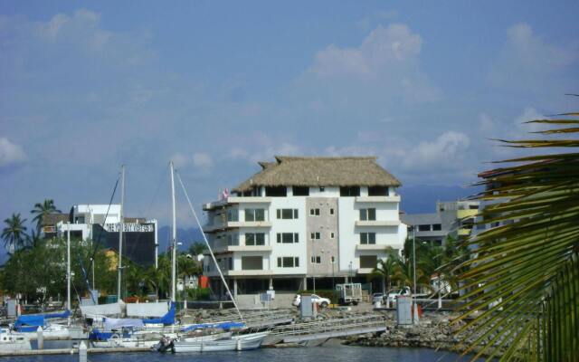 Marina Banderas Suites