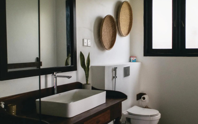 Poya Villa Ahangama by Sunsessions