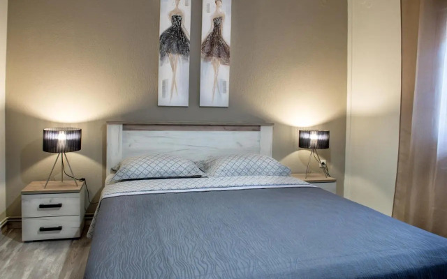 Varka Apartment