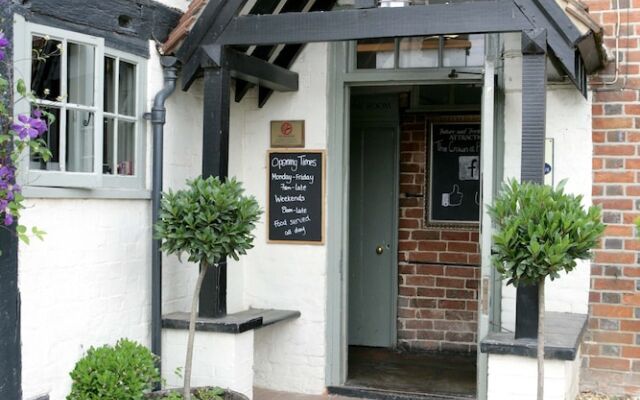 The Crown at Playhatch