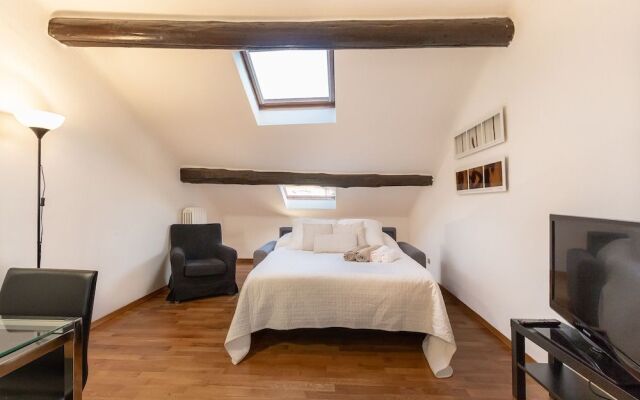Alessia'S Flat Isola